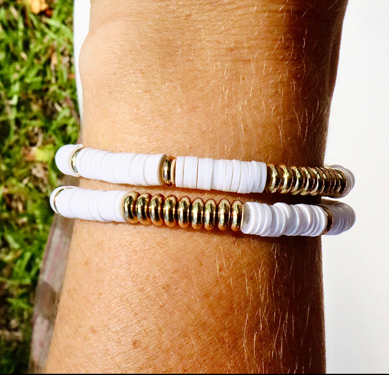 White & Gold Beaded Clay Bracelet