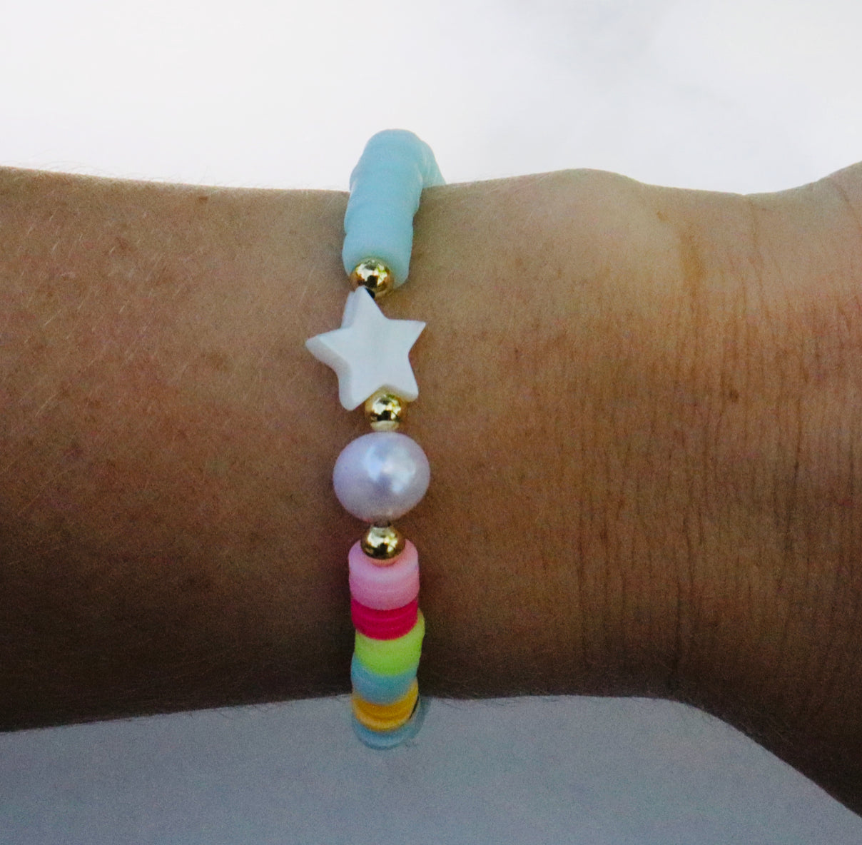 Mother of Pearl Star & Rainbow Colorblock Blue Bracelet