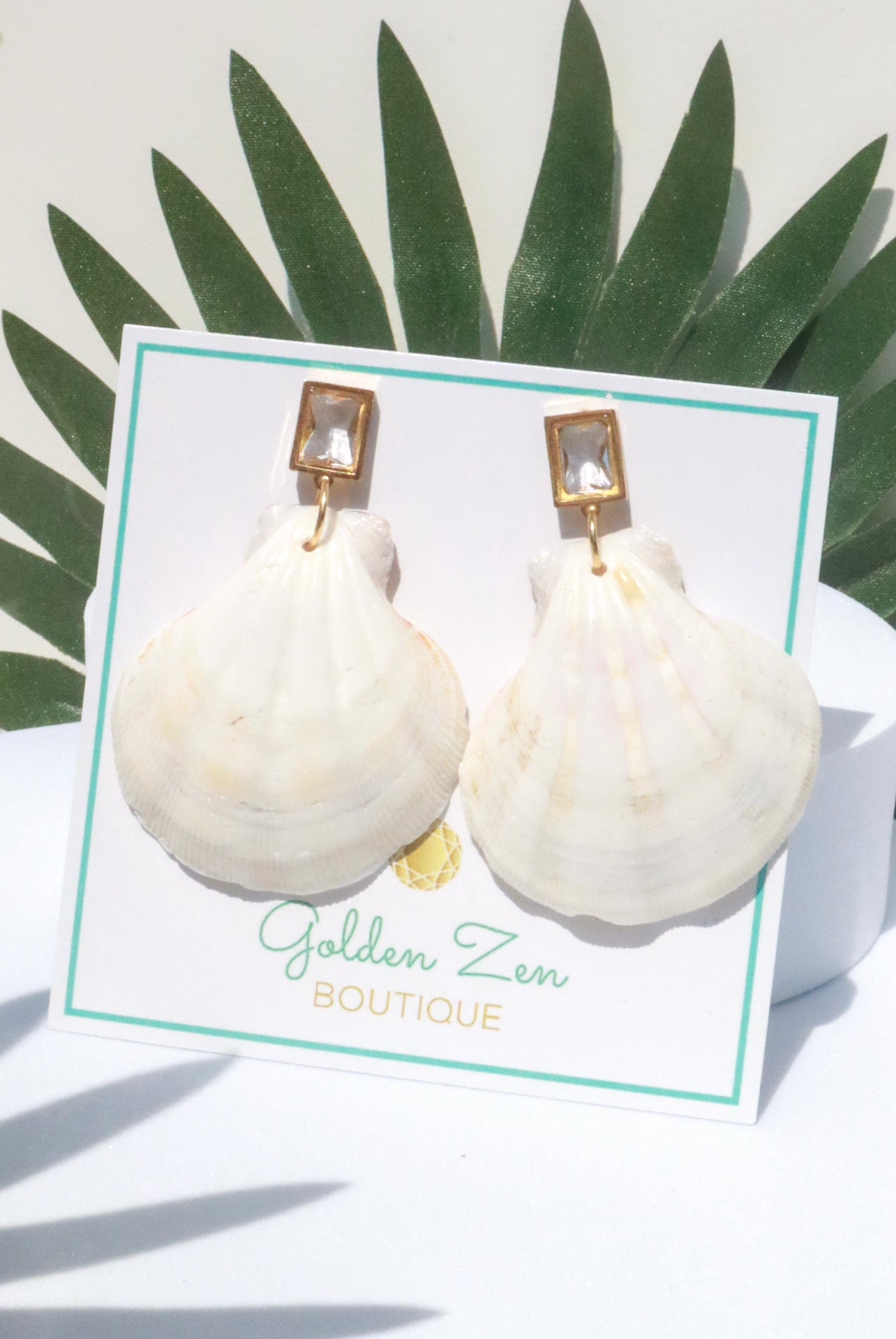 White Mermaid Scallop Shell Earrings