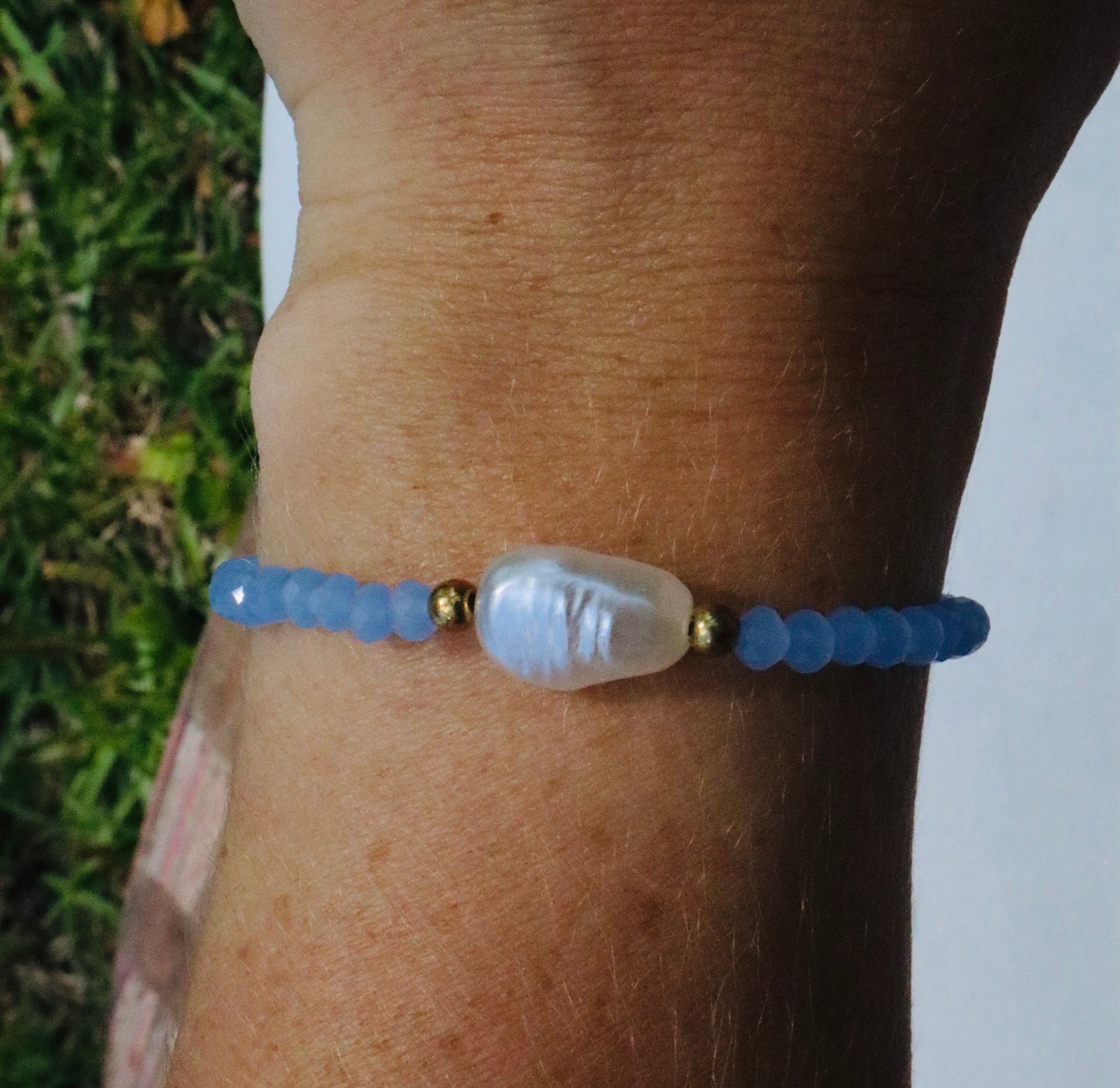 Periwinkle Crystal & Pearl Bracelet