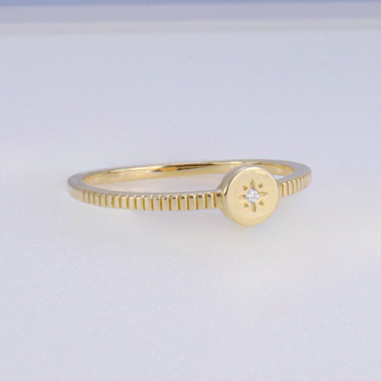 14k Gold Star CZ Ring Size 7