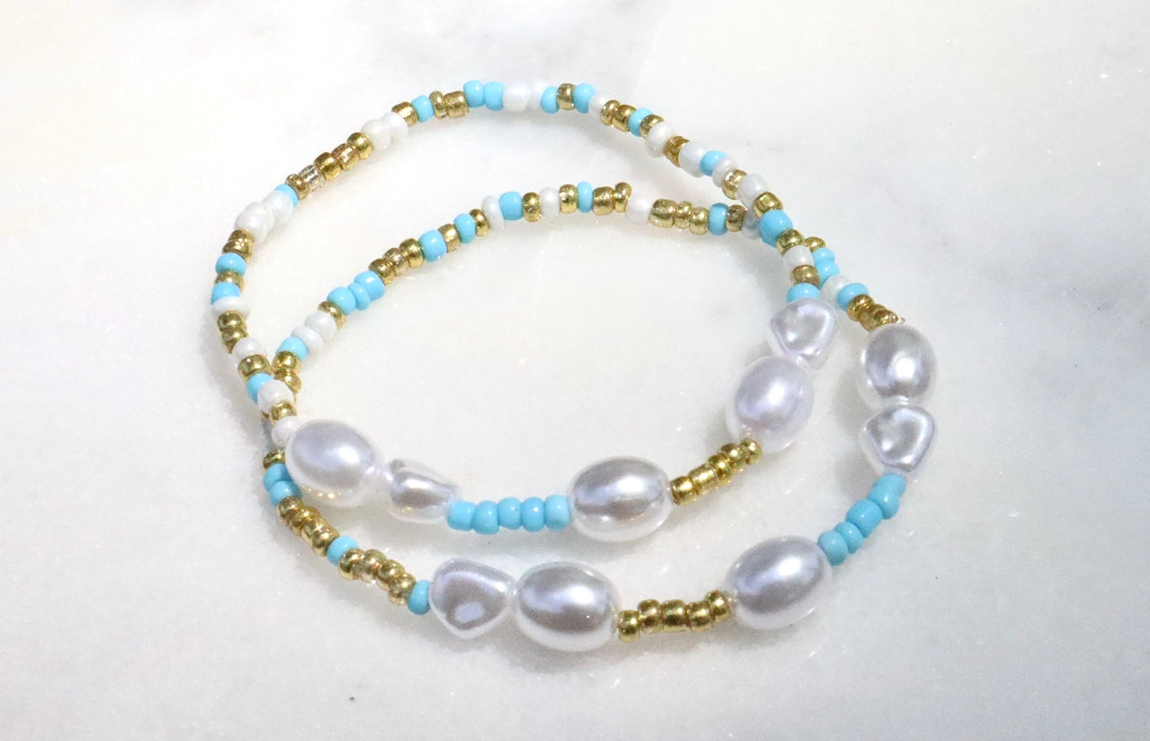 Stackable Blue Seed Bead Pearl Bracelet