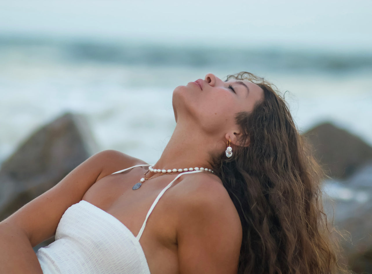 Fresh Water Pearl & Gold Beaded Choker Necklace