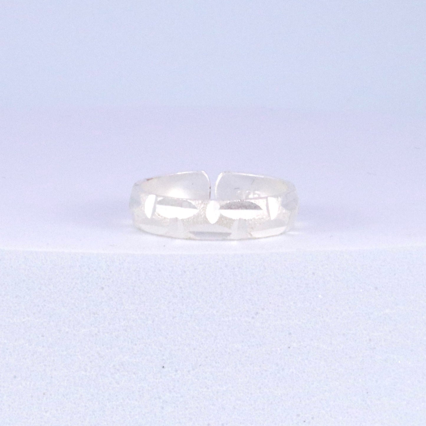 Laser Cut Sterling Silver Toe Ring